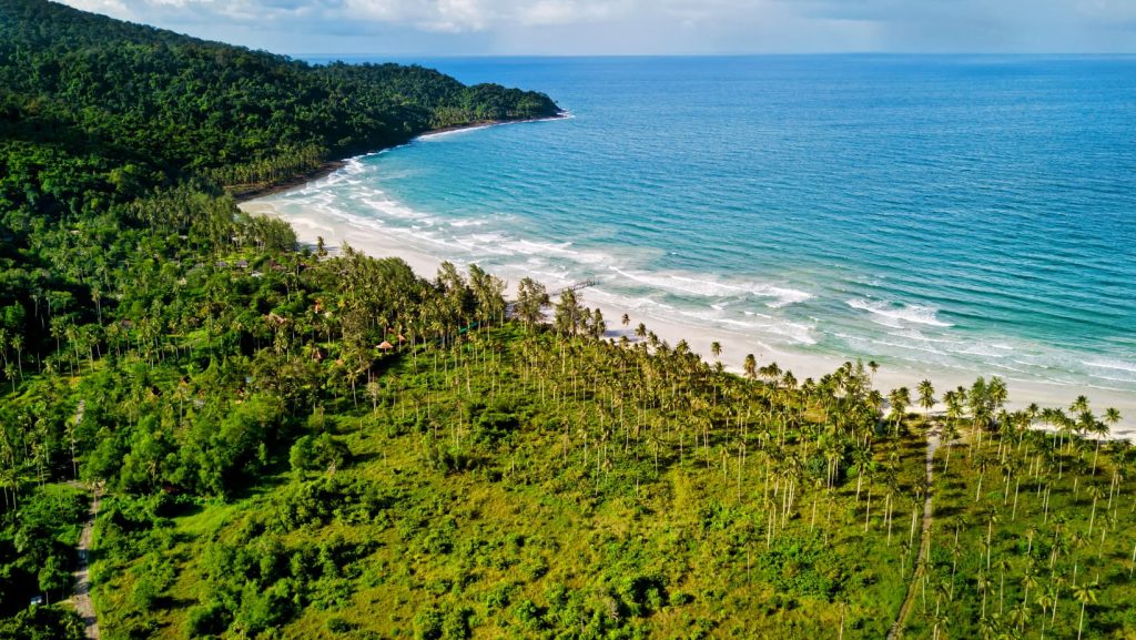 Ao Phrao beach - L'une des plus belles plages de Koh Kood en Thaïlande