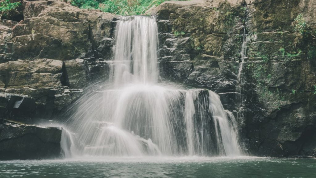 Khlong Yai Kee Waterfall - cascade à Ko kut