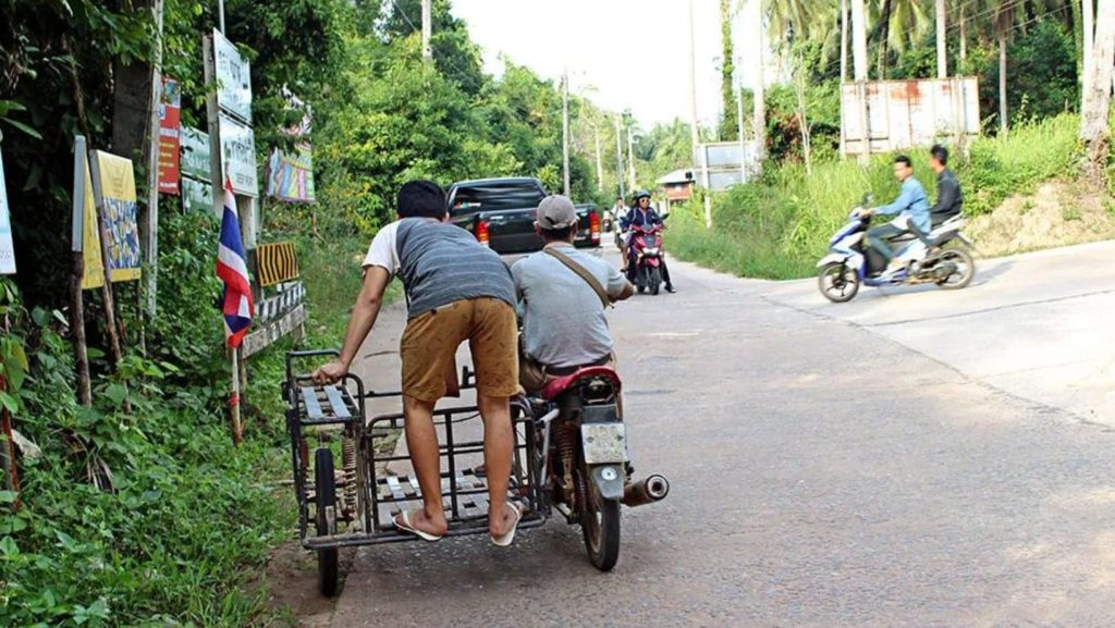 Se déplacer sur Koh Kood en scooter