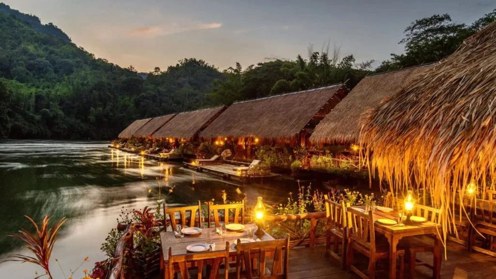 Dors dans un hôtel flottant (Kwai River Jungle Rafts) - que faire à kanchanaburi