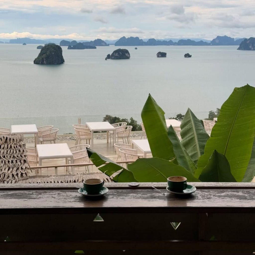Khaothong Hill : café perché et vue grandiose