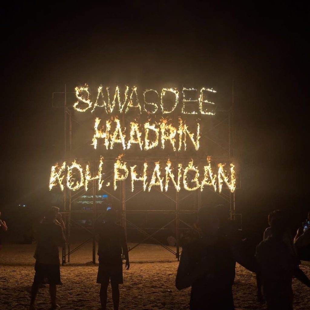 Festivité sur la plage Haad Rin pour la fête de la pleine lune à Koh Phangan