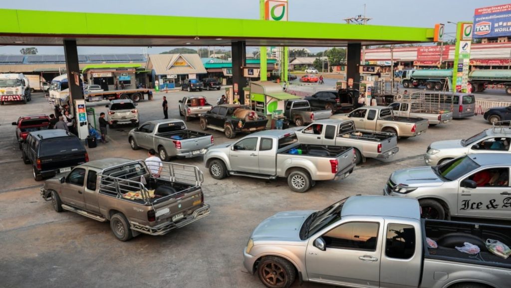 pénurie essence Thaïlande voyage