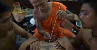 Le Sak Yant : le tatouage sacré porte bonheur en Thaïlande